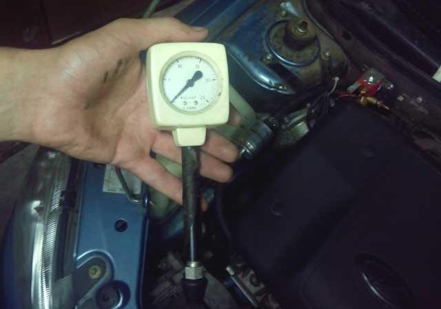 как измерить компрессию двигателя